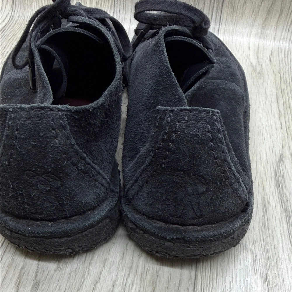 Clarks pre owned